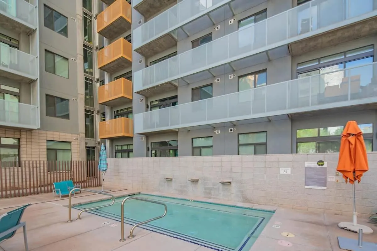 Apartment Charming 2Bd - Central Downtown - Gym, Pool, Parking Phoenix