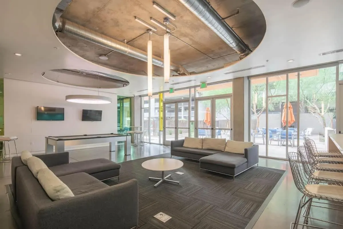 Charming 2Bd - Central Downtown - Gym, Pool, Parking Phoenix