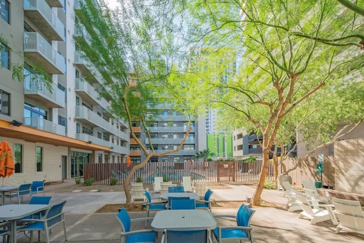 Charming 2Bd - Central Downtown - Gym, Pool, Parking Phoenix