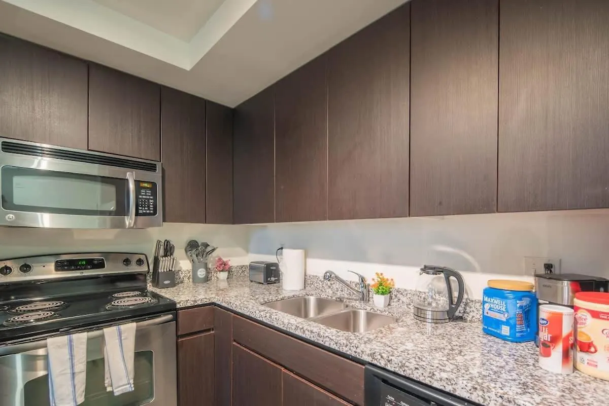 Charming 2Bd - Central Downtown - Gym, Pool, Parking Phoenix